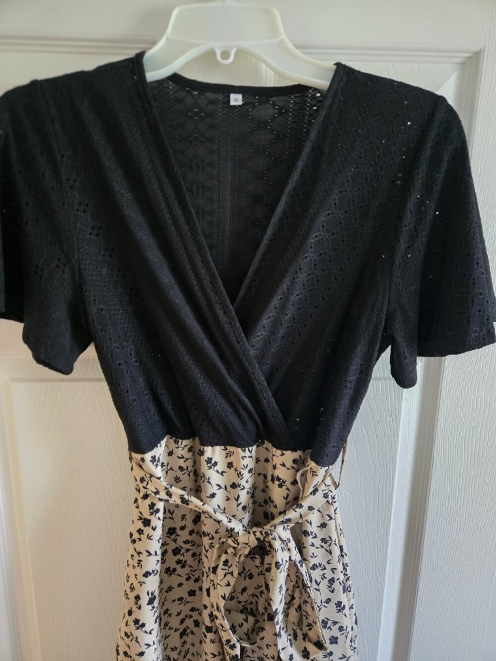 Dress - Picture 2 of 5